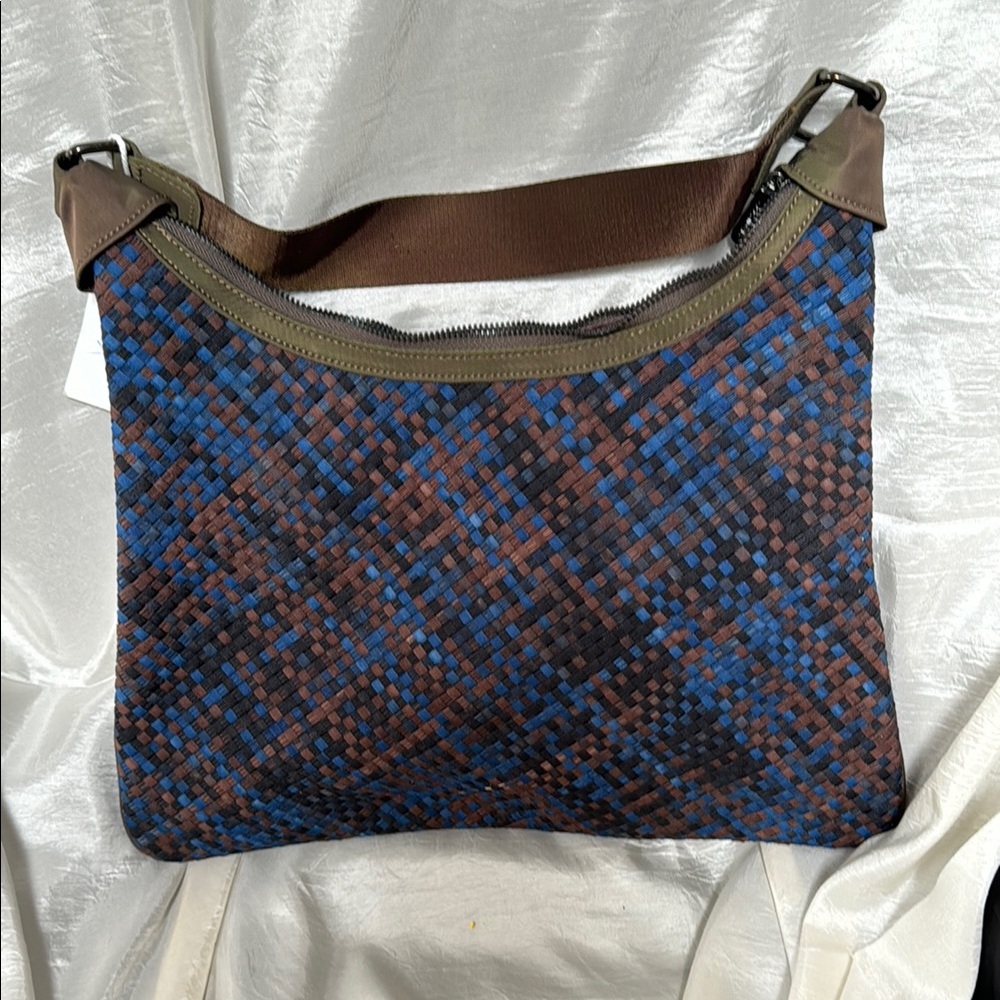 Stylish Woven Shoulder Bag in Blue and Brown